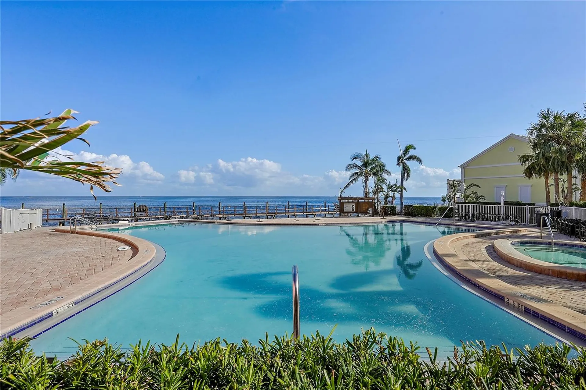 4974 Coquina Key Drive SE St Petersburg FL 33705
