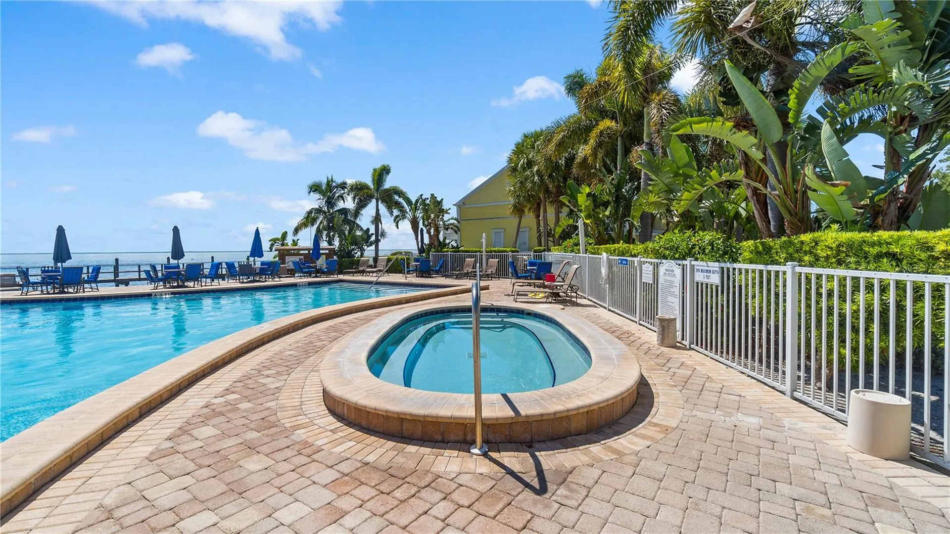 4974 Coquina Key Drive SE St Petersburg FL 33705