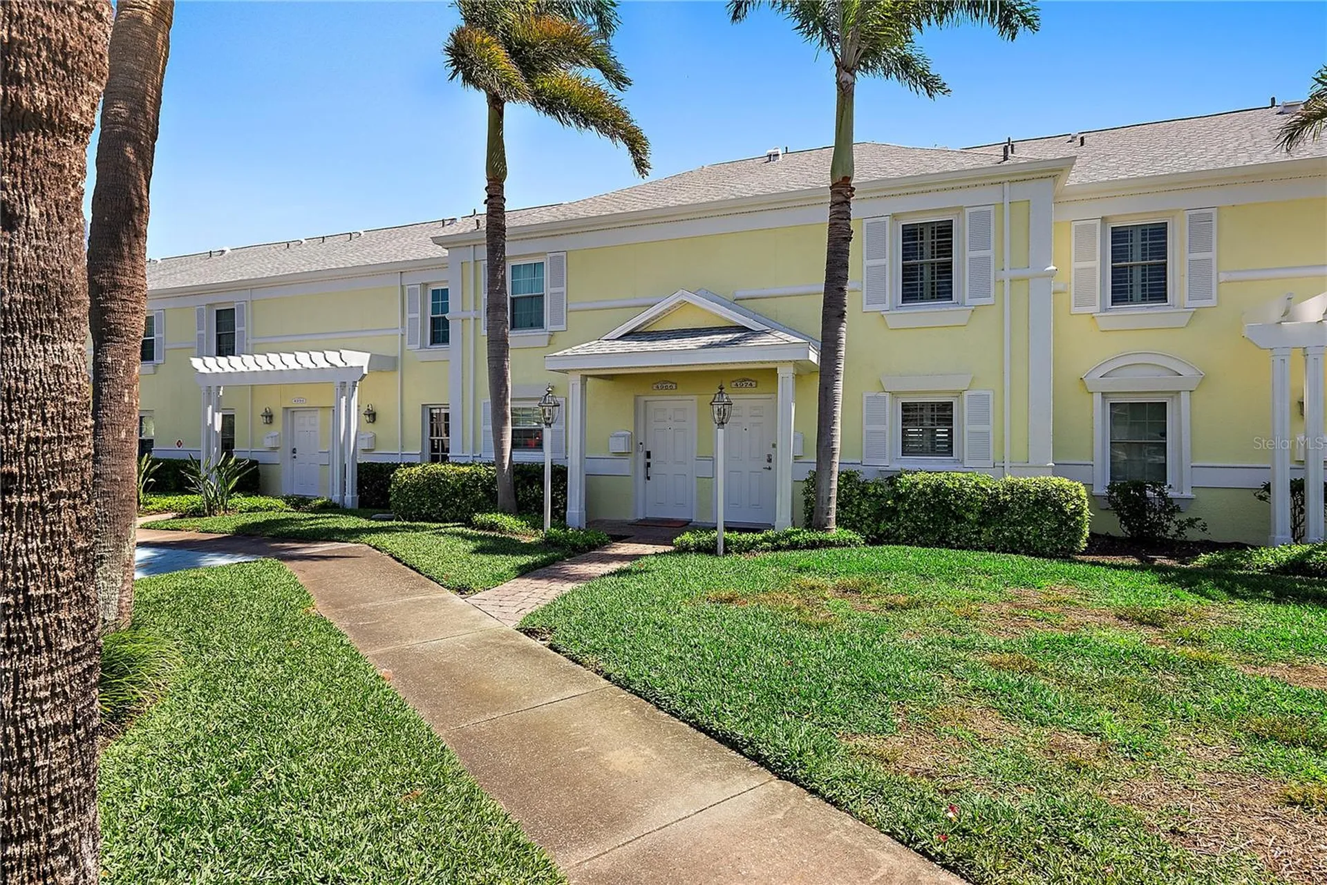 4974 Coquina Key Drive SE St Petersburg FL 33705