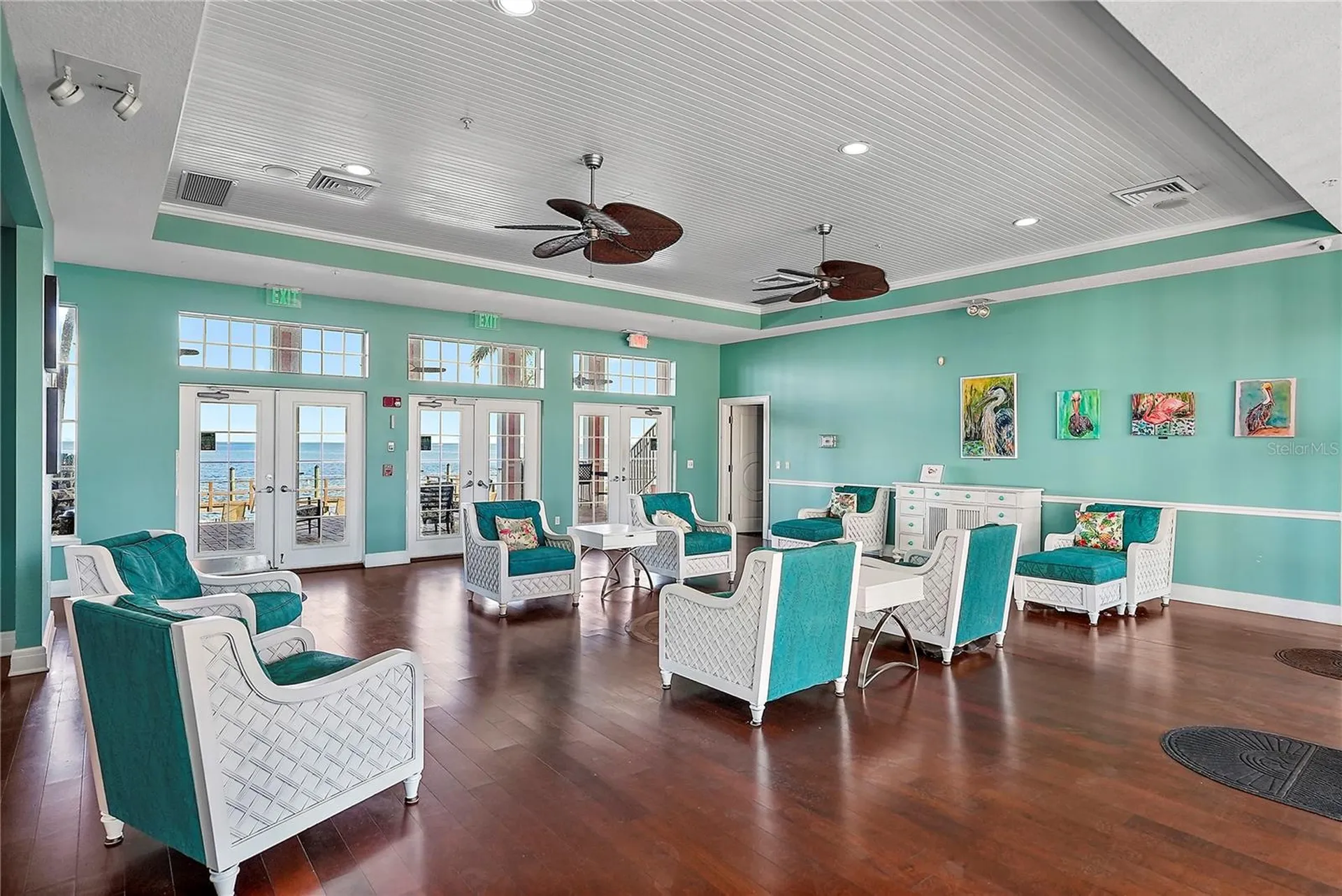 4974 Coquina Key Drive SE St Petersburg FL 33705