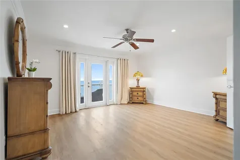 4974 Coquina Key Drive SE St Petersburg FL 33705