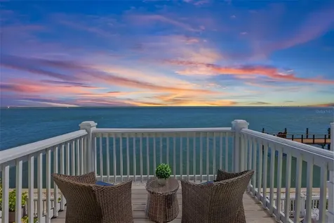 4974 Coquina Key Drive SE St Petersburg FL 33705