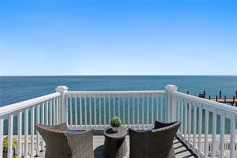 4974 Coquina Key Drive SE St Petersburg FL 33705