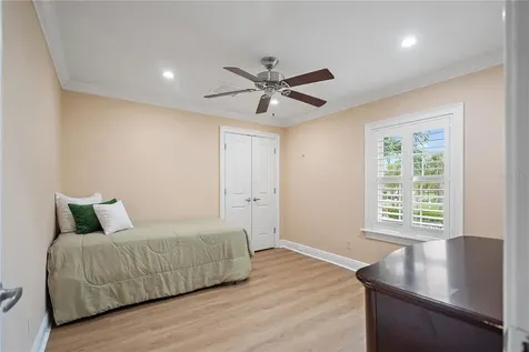 4974 Coquina Key Drive SE St Petersburg FL 33705