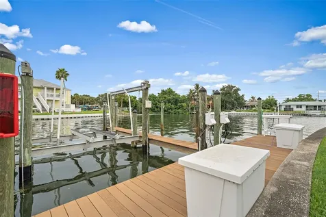 4974 Coquina Key Drive SE St Petersburg FL 33705