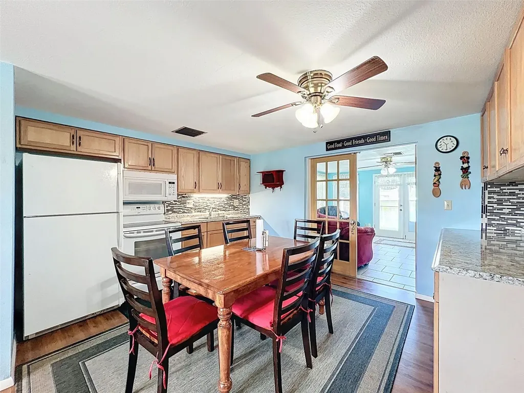 2349 Hama Drive Holiday FL 34691