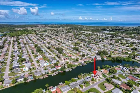 2349 Hama Drive Holiday FL 34691