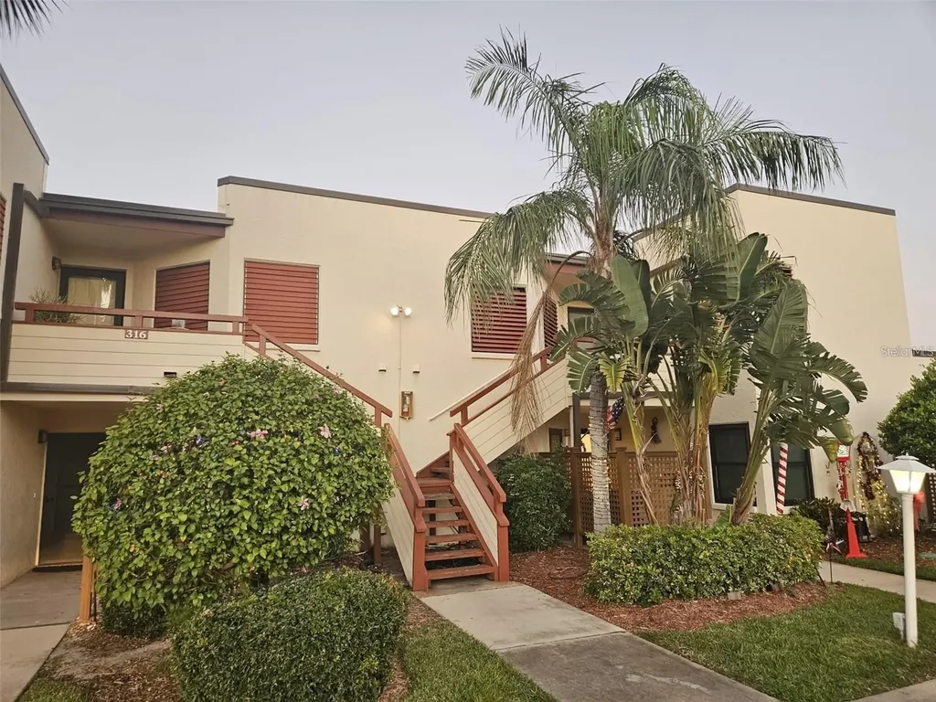 314 Spring Lakes Boulevard Bradenton FL 34210