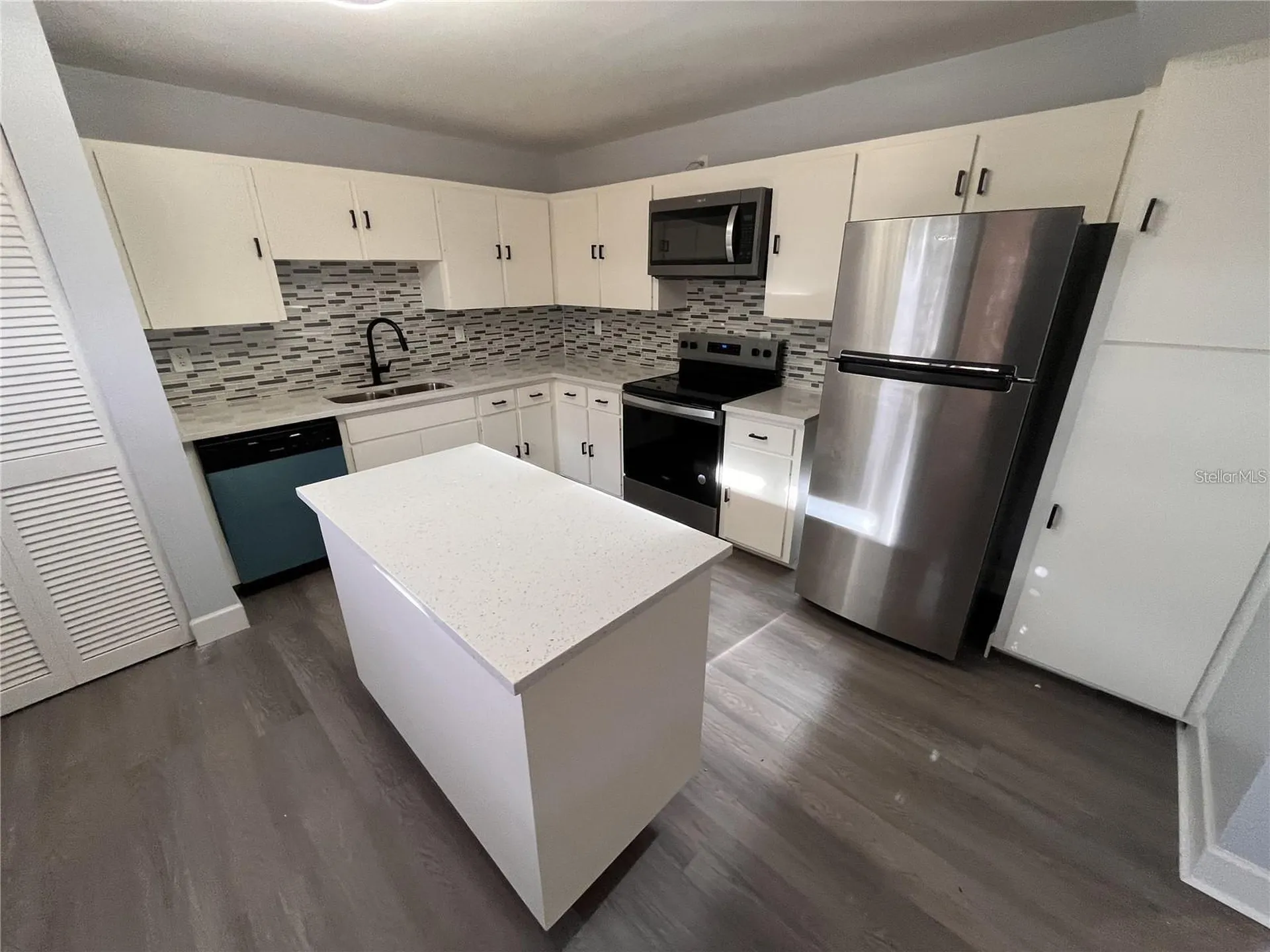 314 Spring Lakes Boulevard Bradenton FL 34210