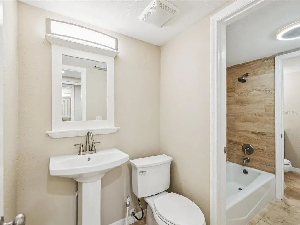 4805 Alt 19 Palm Harbor FL 34683