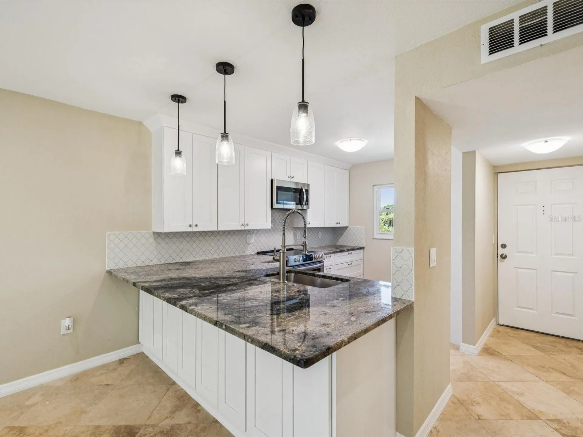 4805 Alt 19 Palm Harbor FL 34683