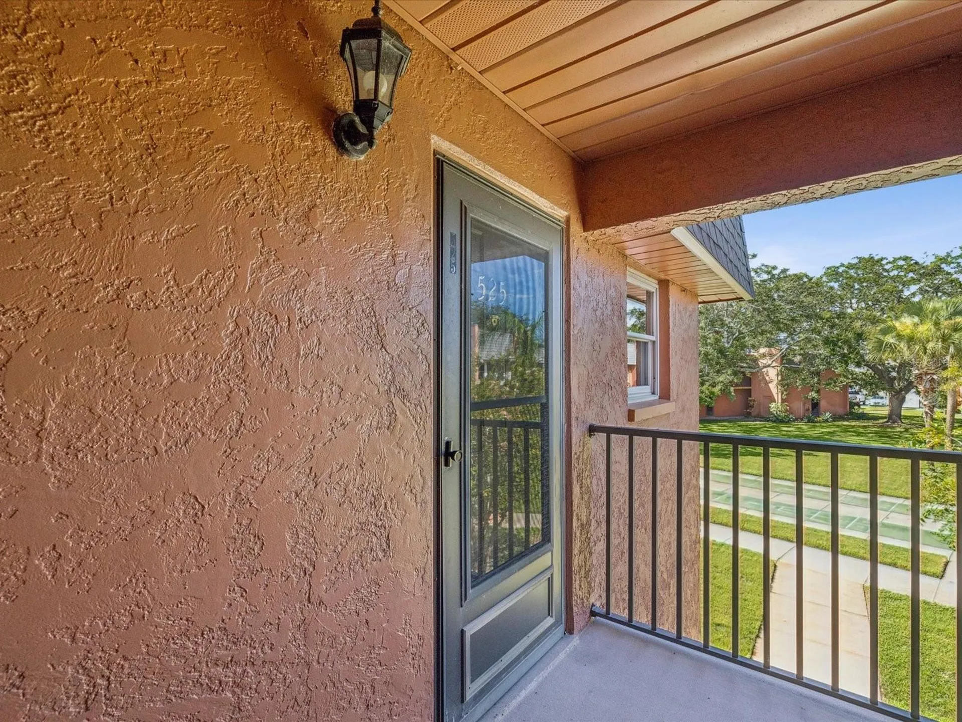 4805 Alt 19 Palm Harbor FL 34683