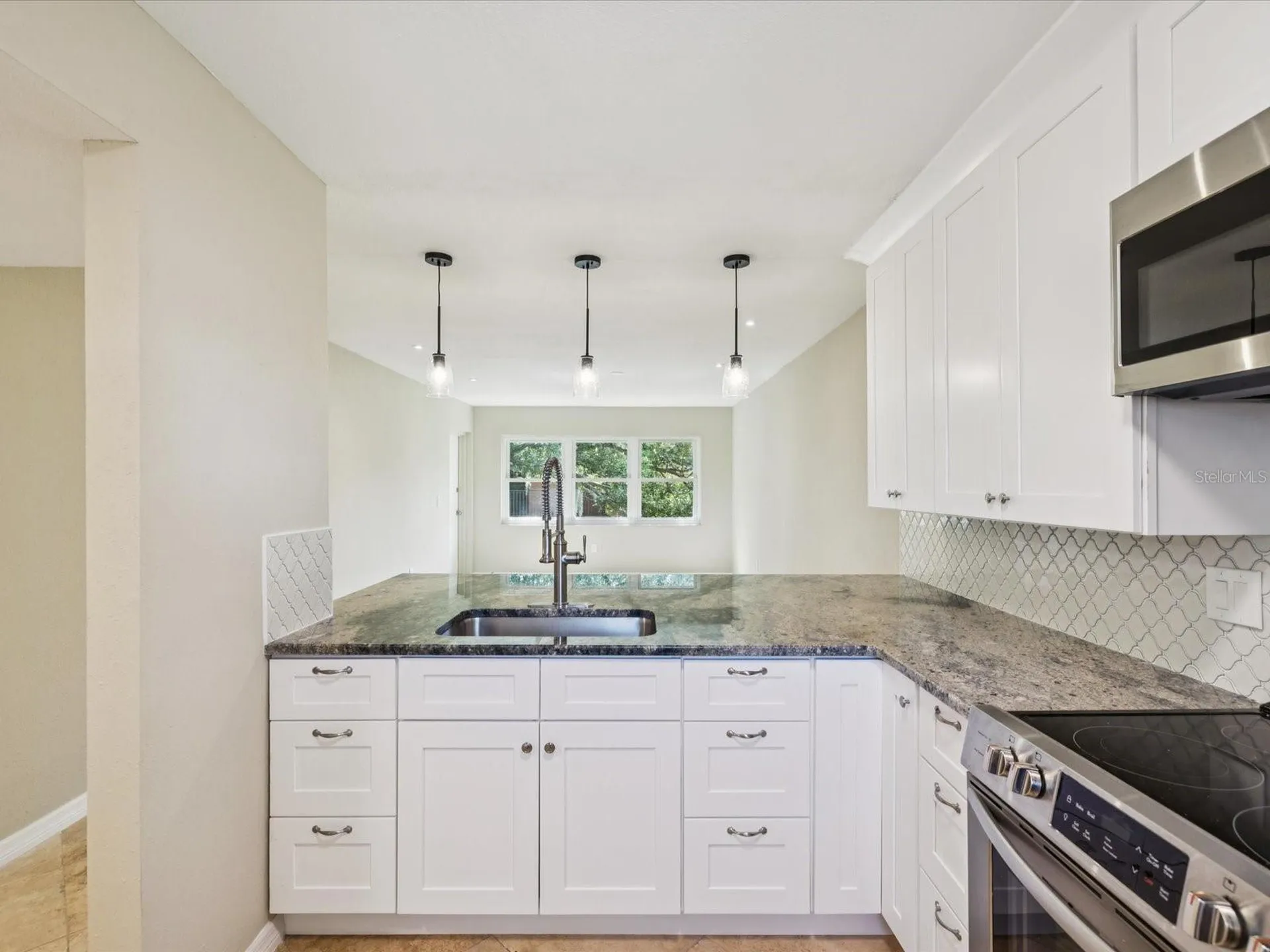 4805 Alt 19 Palm Harbor FL 34683