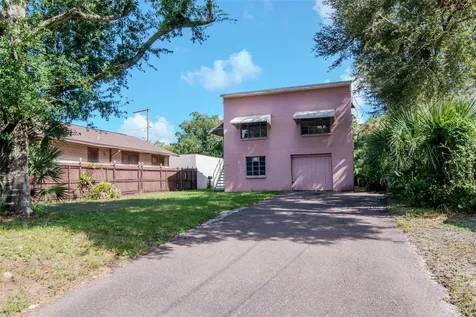 215 W Violet Street Tampa FL 33603