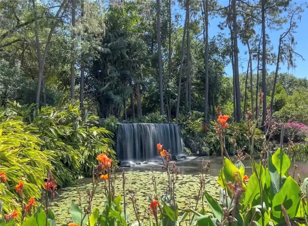 9326 San Jose Boulevard Howey In The Hills FL 34737