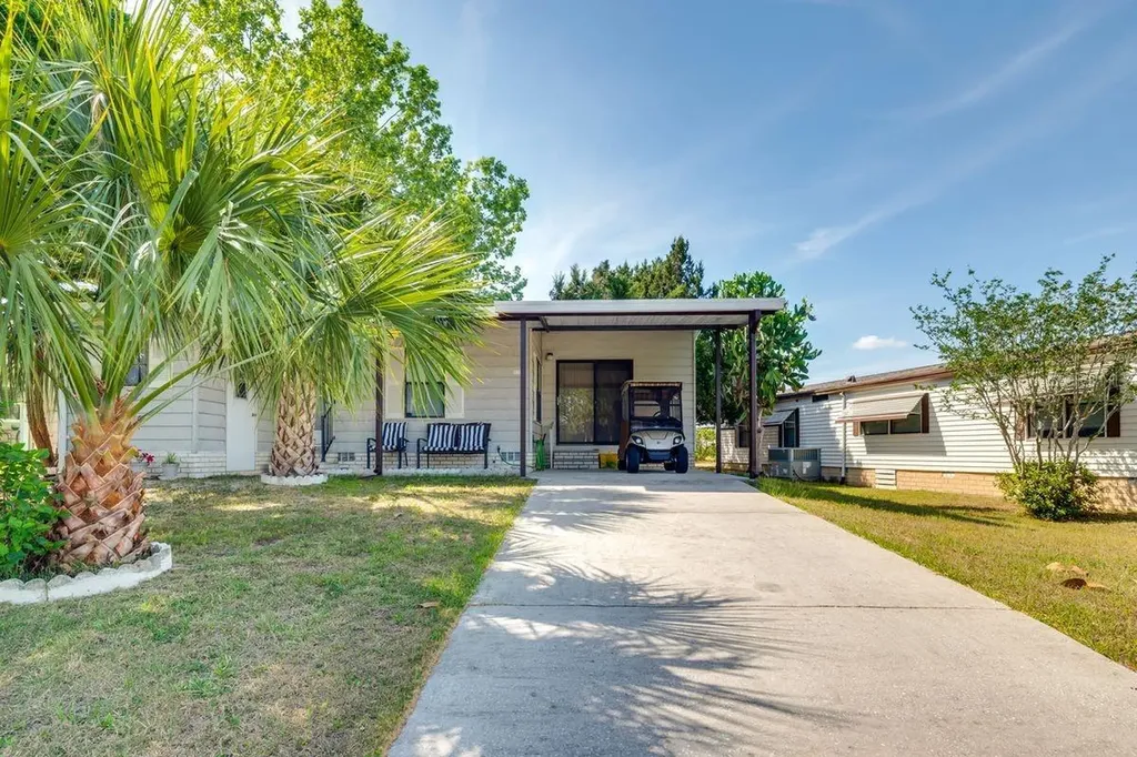 1224 Dustin Drive Lady Lake FL 32159