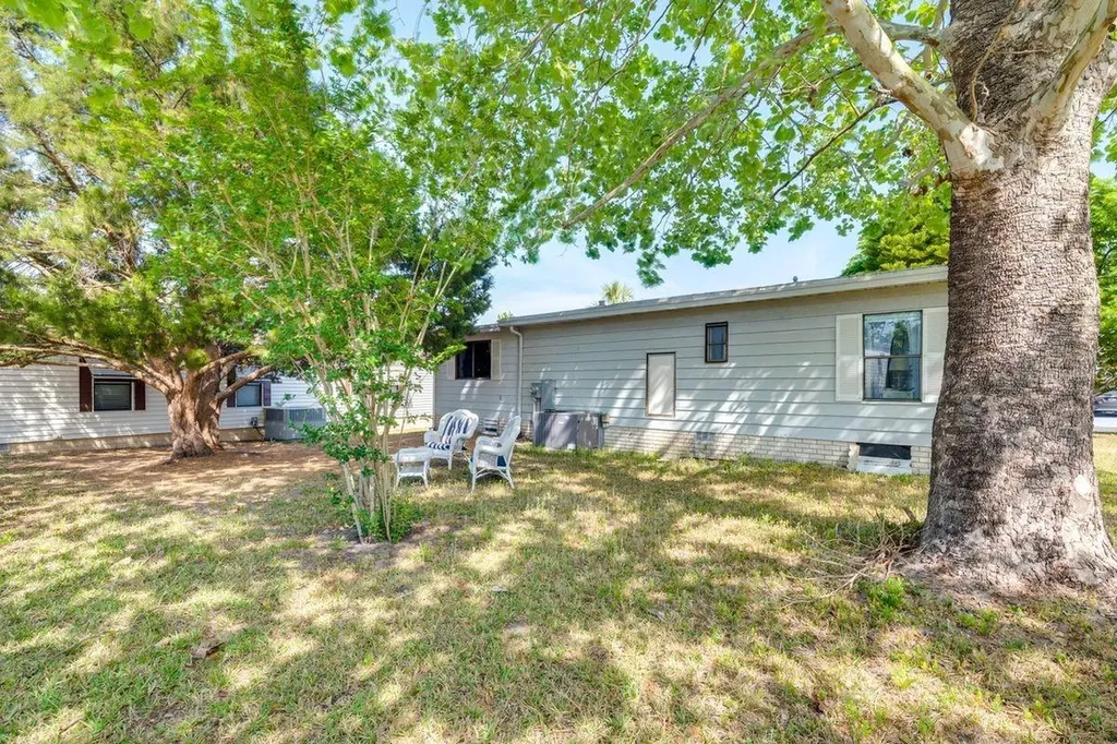 1224 Dustin Drive Lady Lake FL 32159