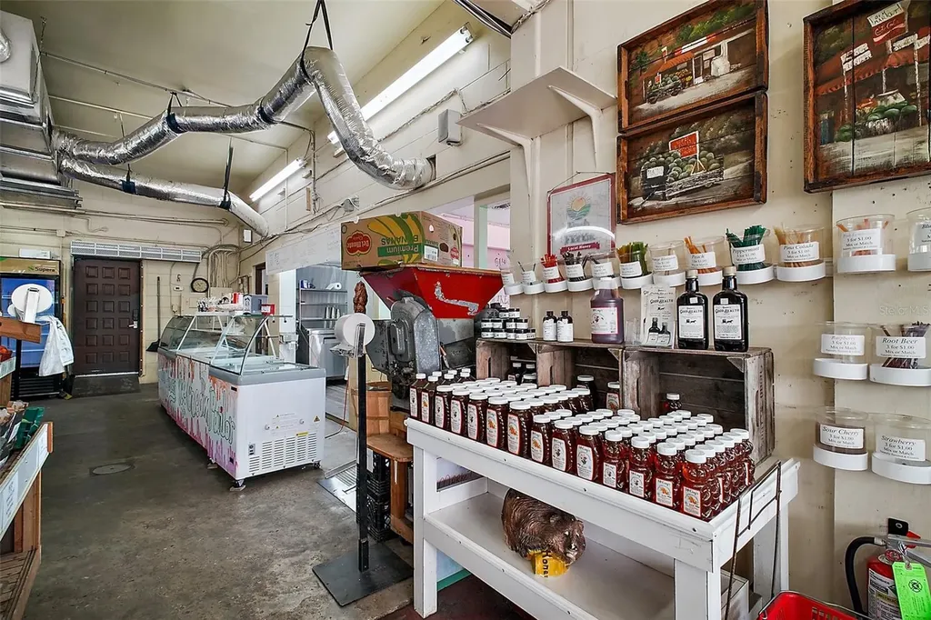 454 N Park Avenue Apopka FL 32712