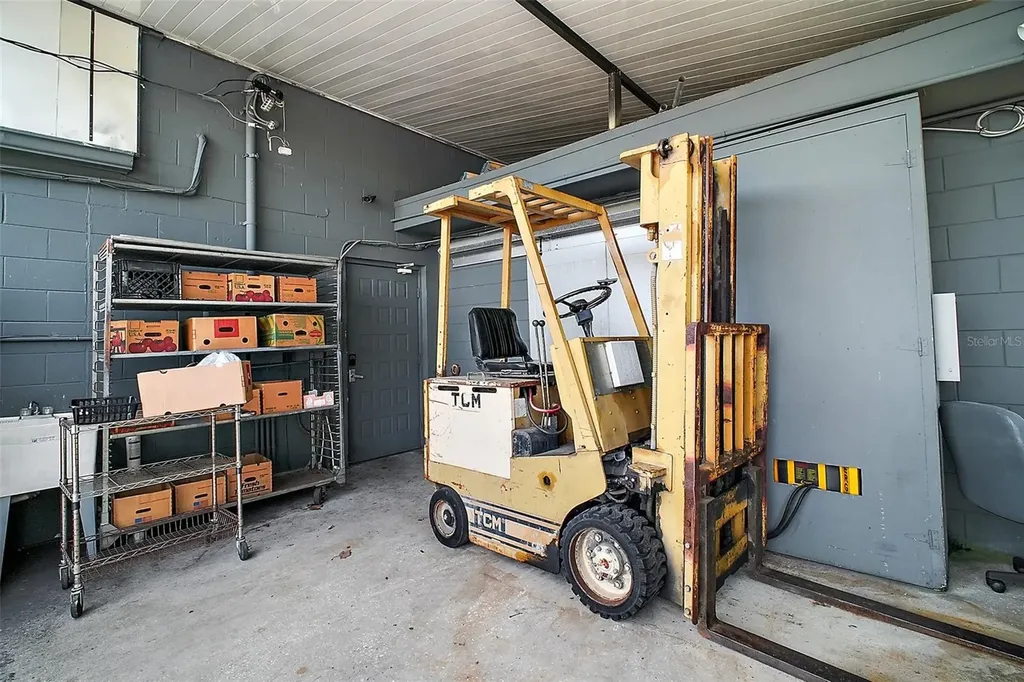 454 N Park Avenue Apopka FL 32712