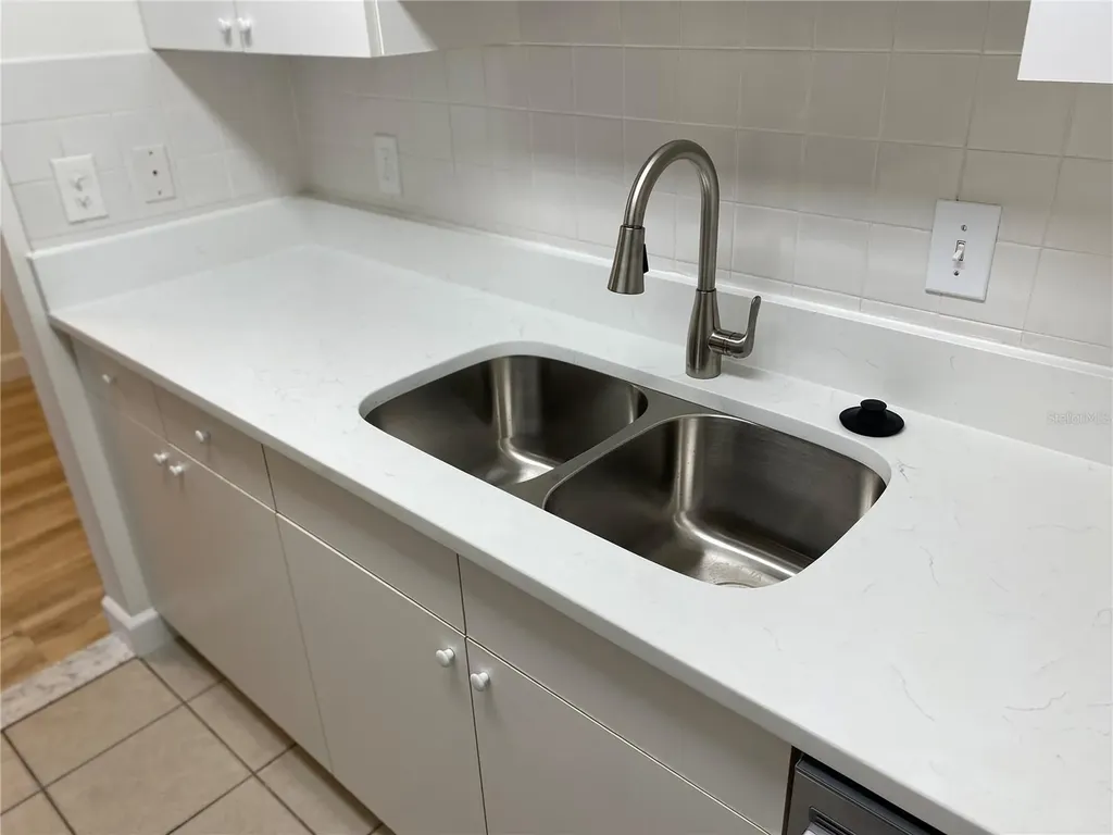 8325 112th Street Seminole FL 33772