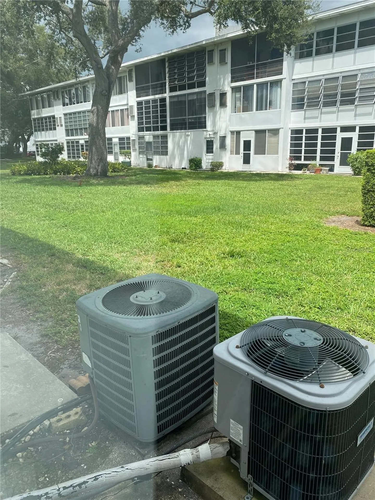 8325 112th Street Seminole FL 33772
