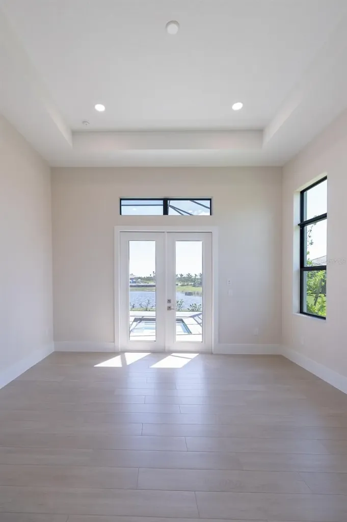 328 Blue Pearl Court Sarasota FL 34277