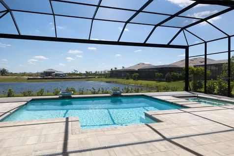 328 Blue Pearl Court Sarasota FL 34277
