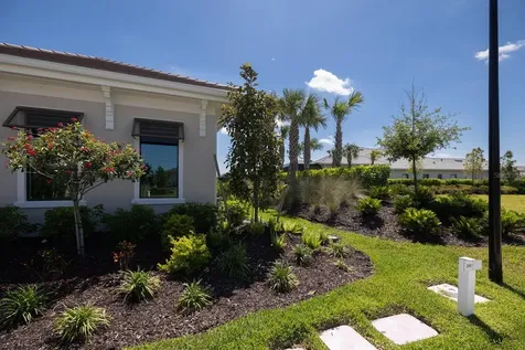 328 Blue Pearl Court Sarasota FL 34277