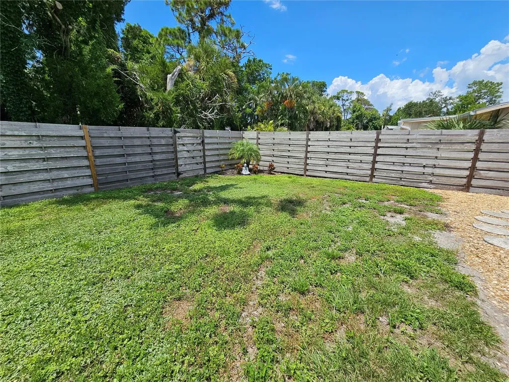 6442 Colonial Drive Sarasota FL 34231