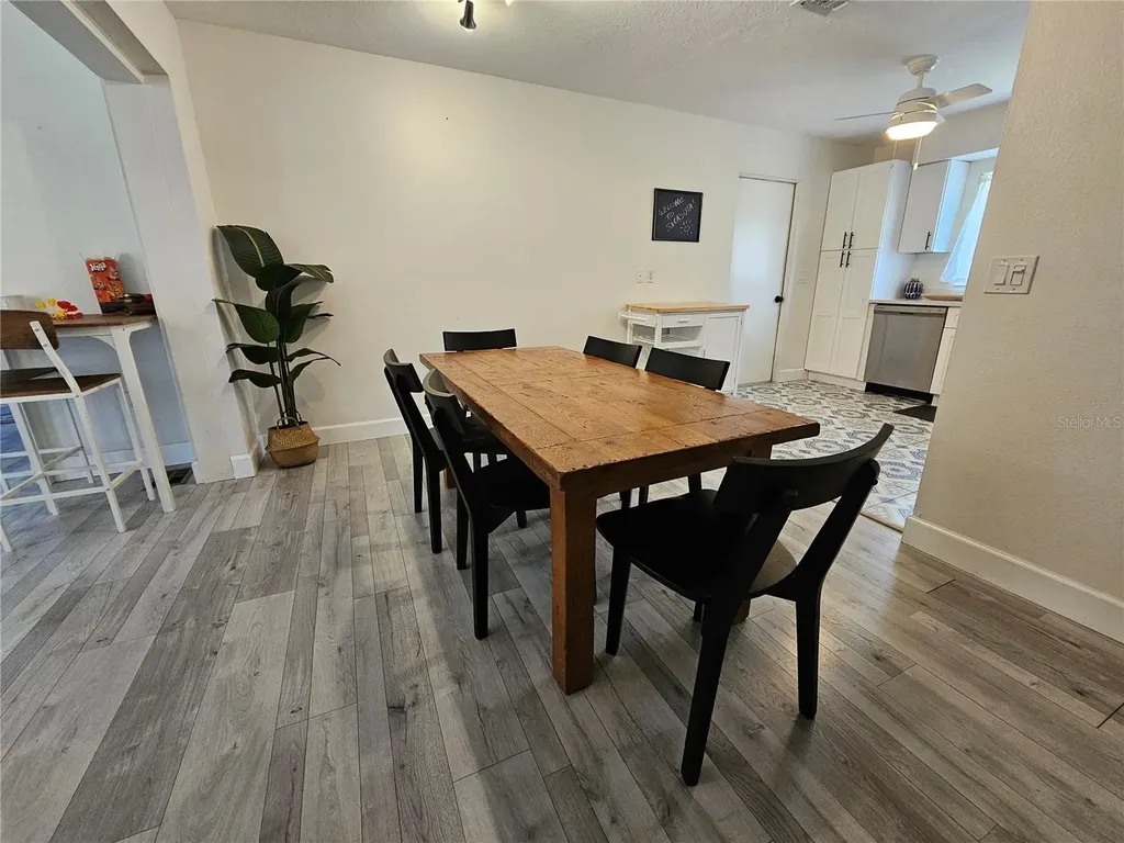 6442 Colonial Drive Sarasota FL 34231