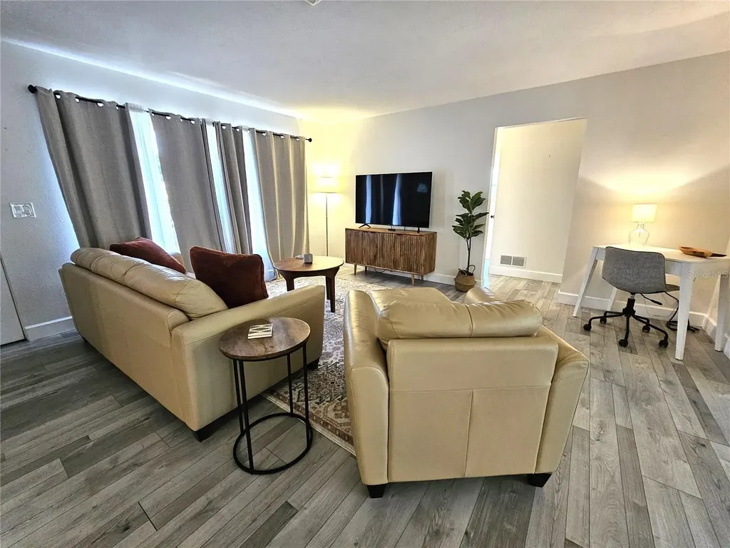 6442 Colonial Drive Sarasota FL 34231