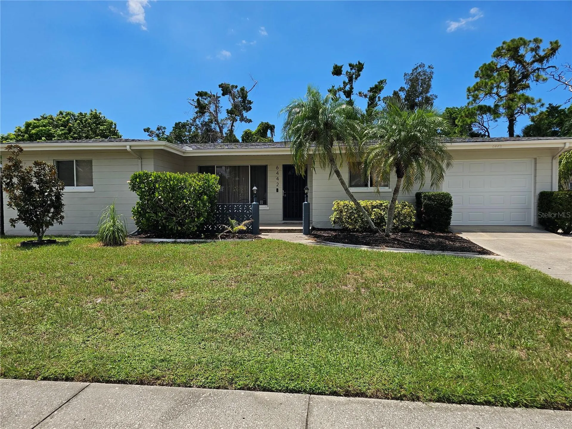 6442 Colonial Drive Sarasota FL 34231
