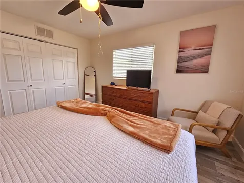 6442 Colonial Drive Sarasota FL 34231