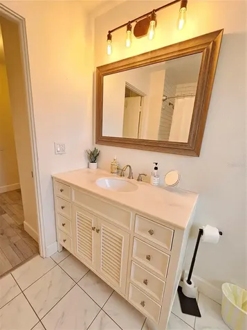 6442 Colonial Drive Sarasota FL 34231