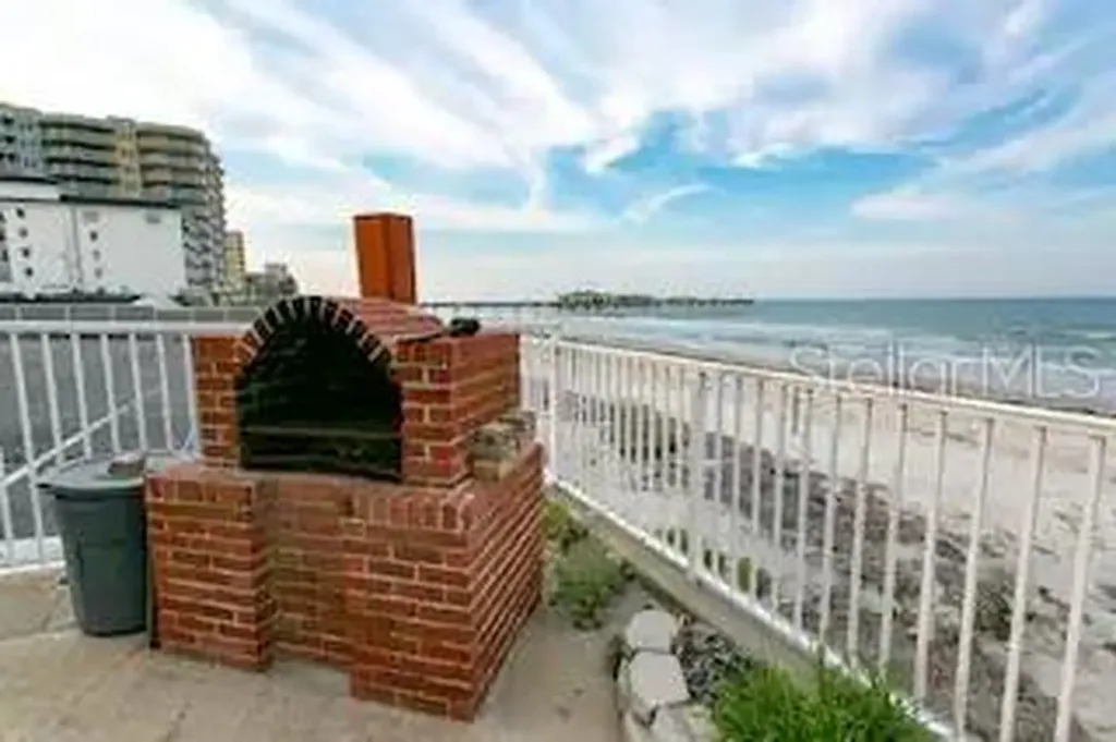 3727 S Atlantic Avenue Daytona Beach FL 32118