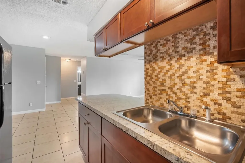 239 Red Maple Place Brandon FL 33510