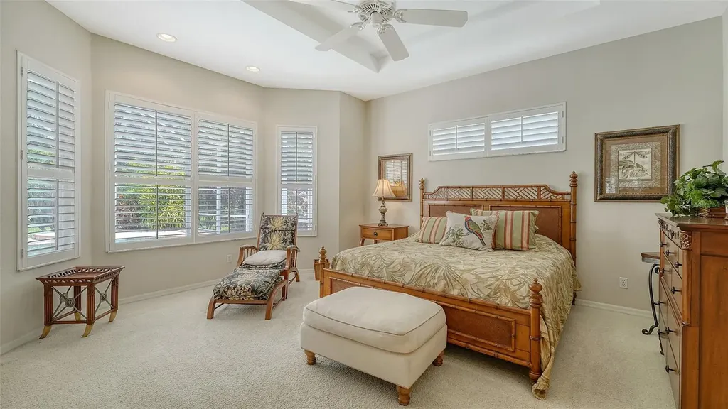 6909 Lennox Place Bradenton FL 34201