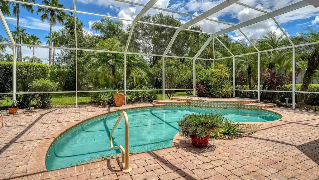 6909 Lennox Place Bradenton FL 34201