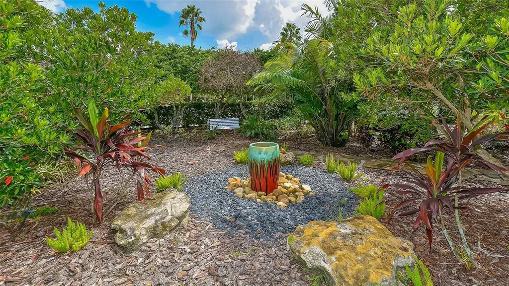 6909 Lennox Place Bradenton FL 34201