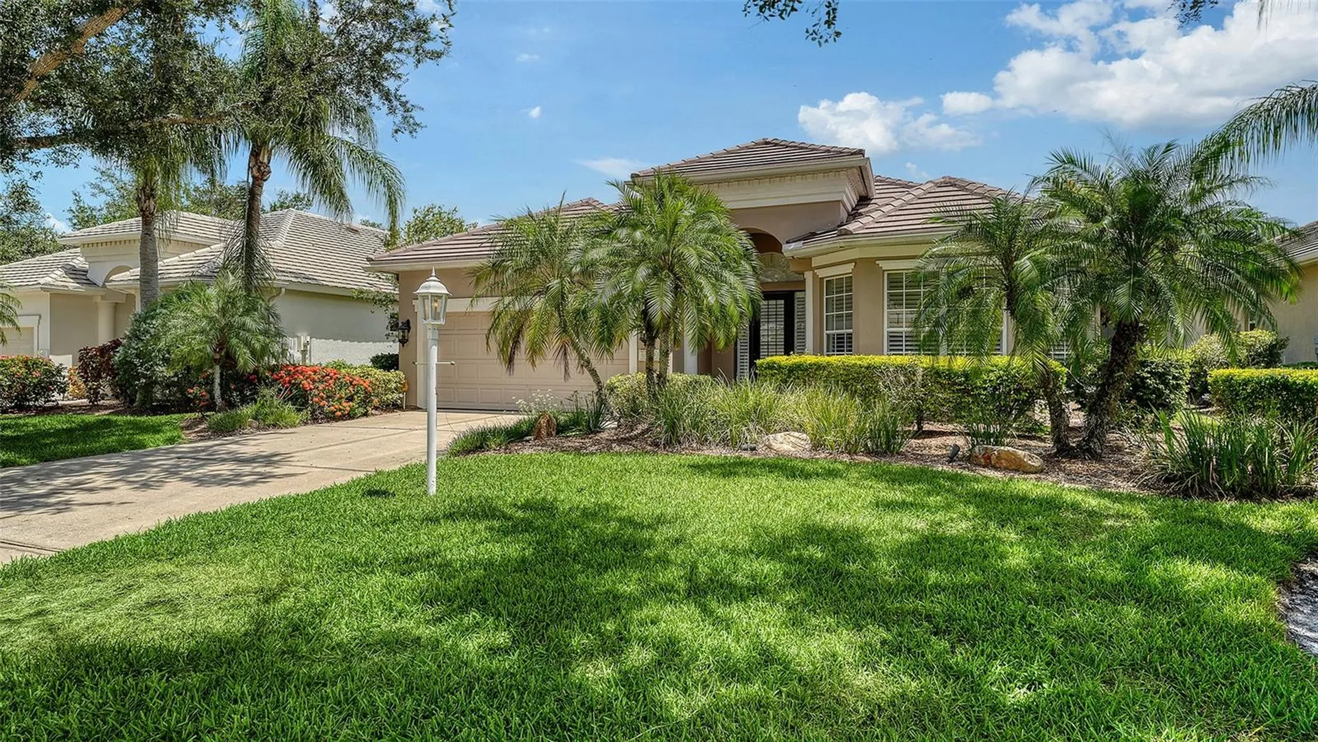 6909 Lennox Place Bradenton FL 34201