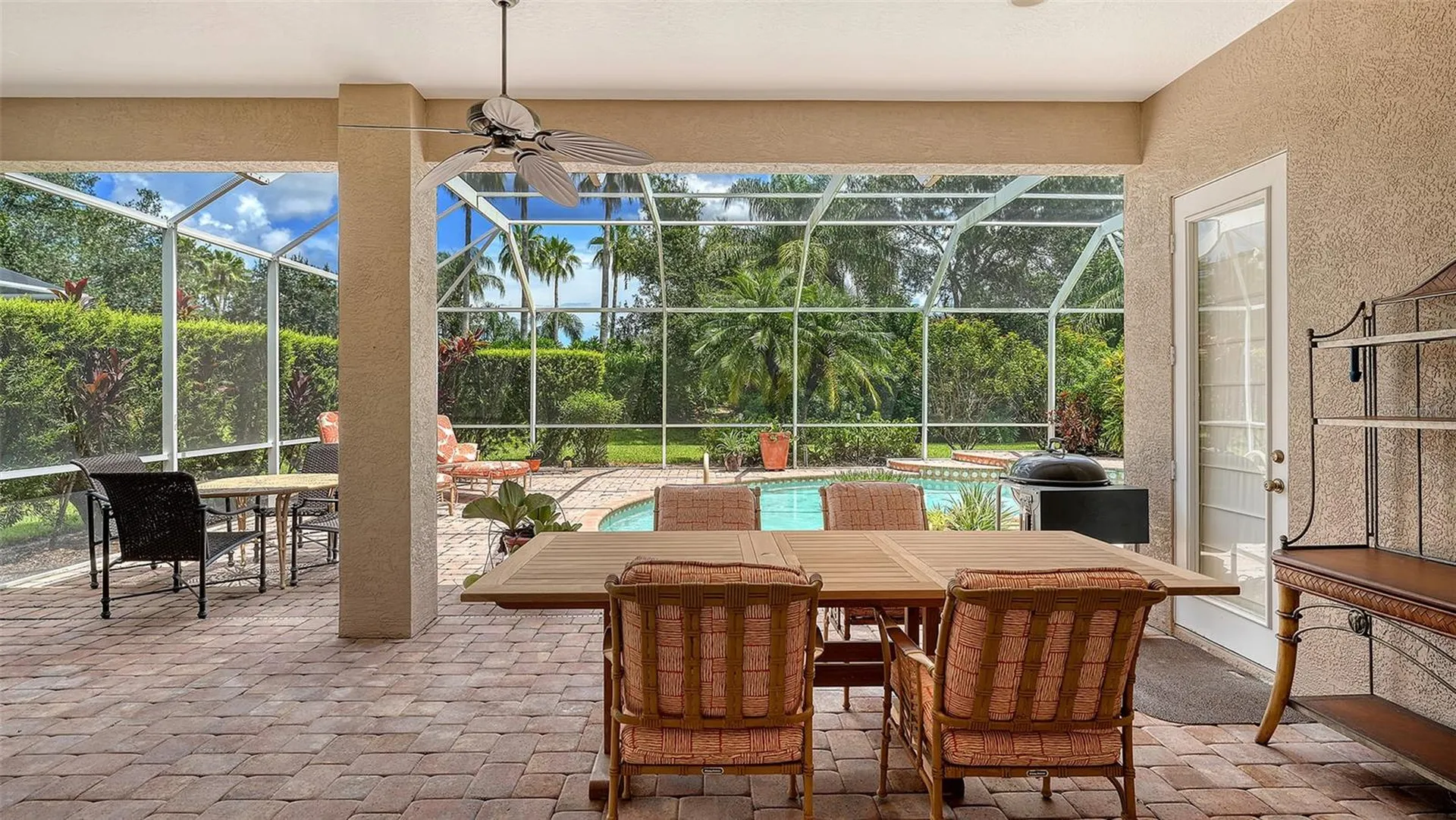 6909 Lennox Place Bradenton FL 34201