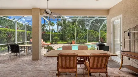 6909 Lennox Place Bradenton FL 34201