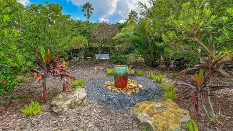 6909 Lennox Place Bradenton FL 34201