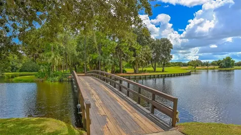 6909 Lennox Place Bradenton FL 34201