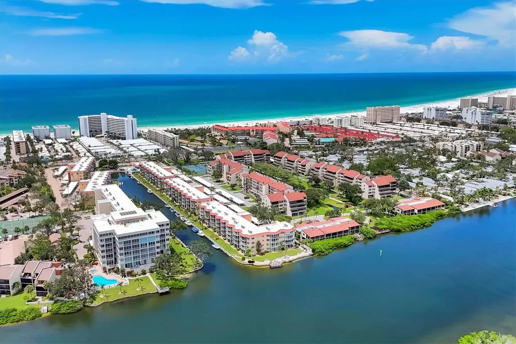 1350 N Portofino Drive Sarasota FL 34242