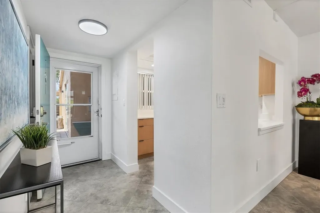 1350 N Portofino Drive Sarasota FL 34242