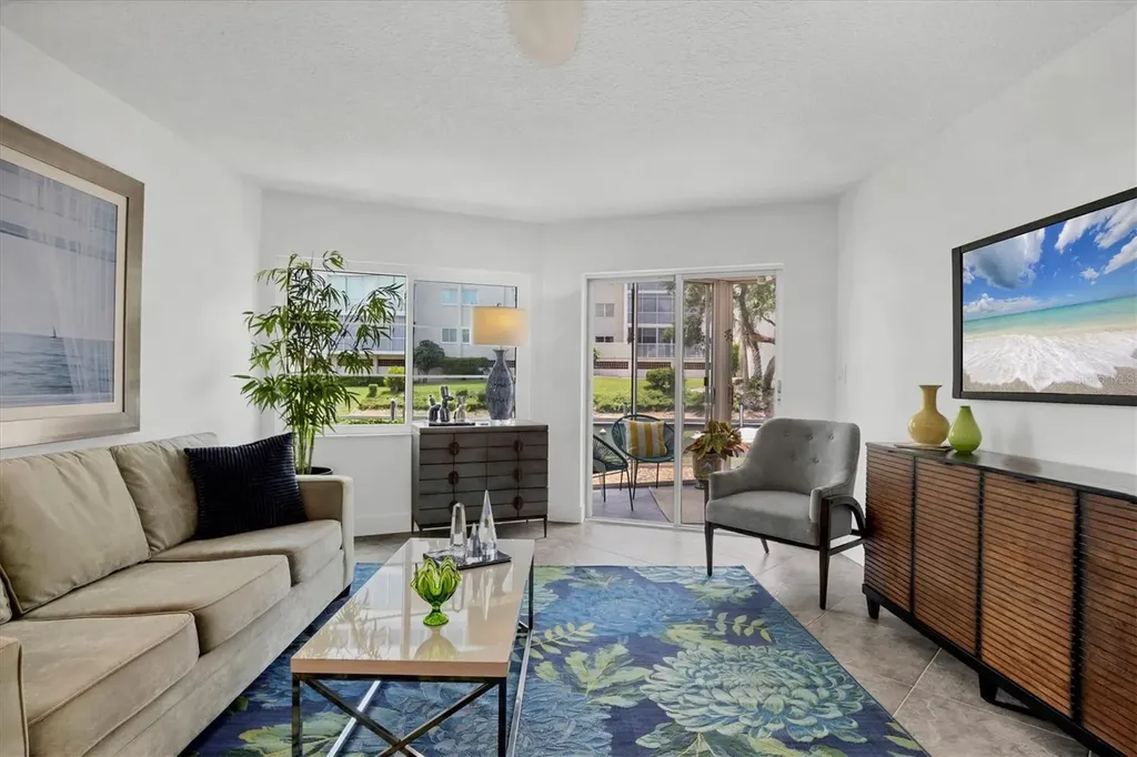 1350 N Portofino Drive Sarasota FL 34242