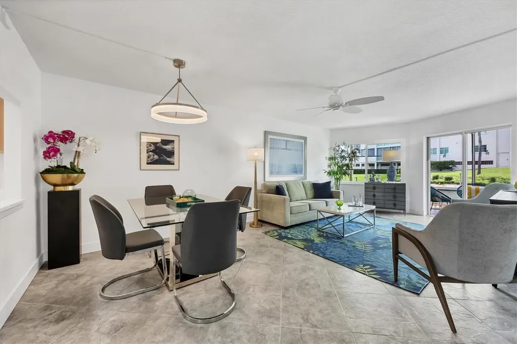 1350 N Portofino Drive Sarasota FL 34242