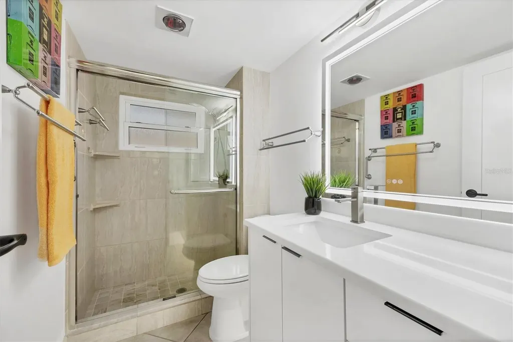 1350 N Portofino Drive Sarasota FL 34242