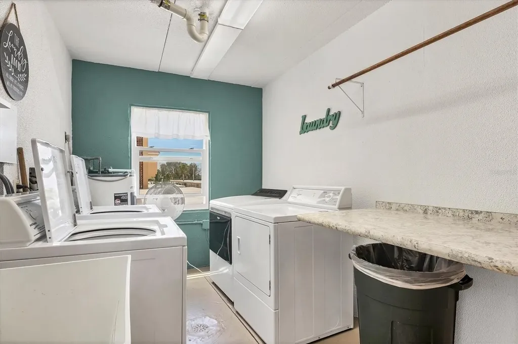 1350 N Portofino Drive Sarasota FL 34242